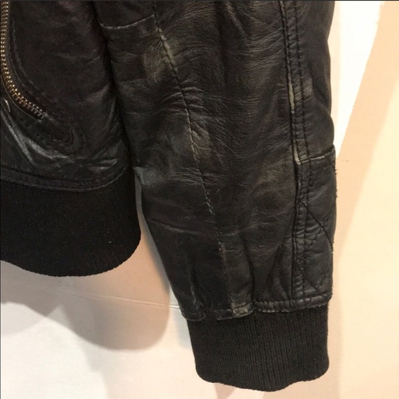 HOST PICK🌸 Barneys Original Leather Biker Jacket - Picture 11 of 16